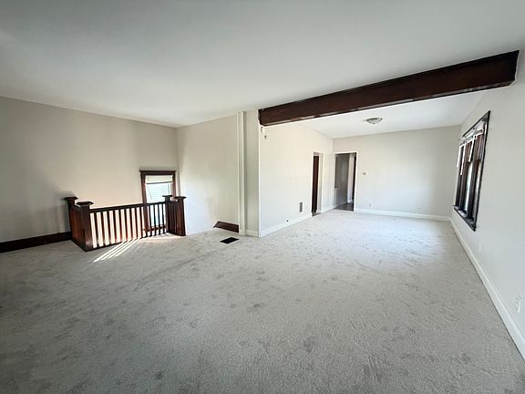 3rd image of 92 Alsace Ave #2
