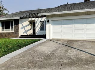 1230 Hemp Ct, Rohnert Park, CA 94928