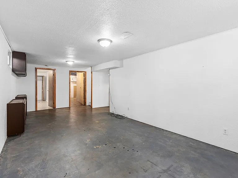1306 23rd Avenue Ct — Photo 21