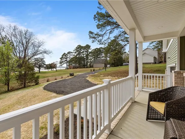 6978 Bray Rd, Hayes, VA 23072