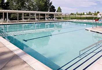 Broadlands Community Pool