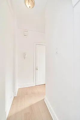 Rented by Living New York | media 10