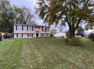 4416 Cub Run Rd, Chantilly, VA 20151