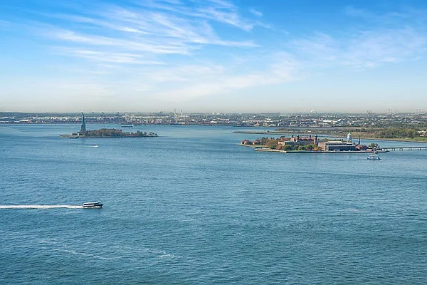 Rented by Harbor Properties International LLC | media 26