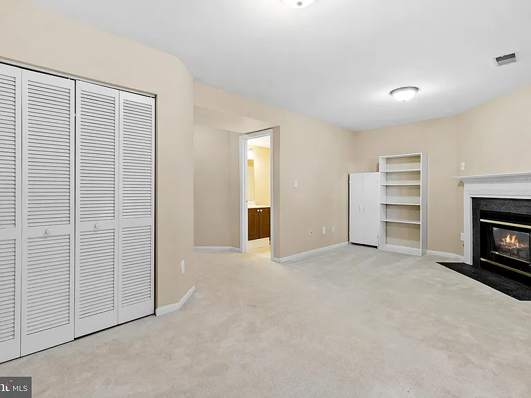 13129 Englishwood Ln — Photo 33