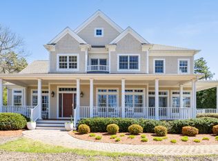 24 Highwood Ln, East Falmouth, MA 02536