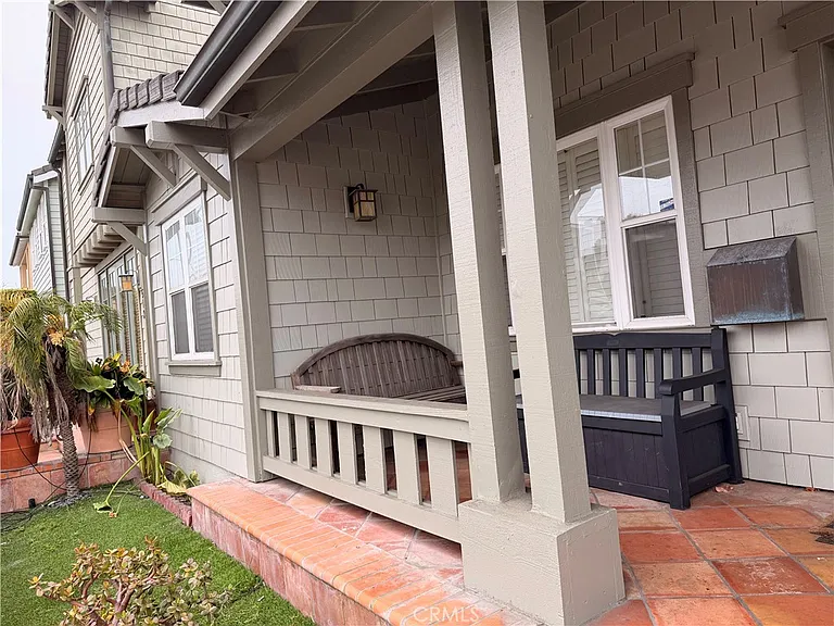 515 W Balboa Blvd — Photo 3