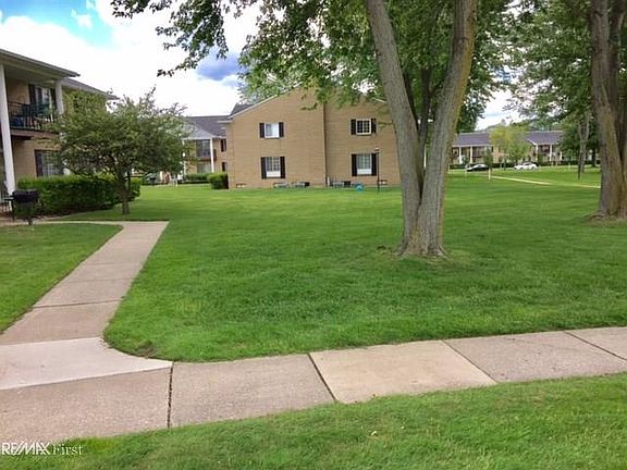 2nd image of 34731 Kimberly Dr #C100