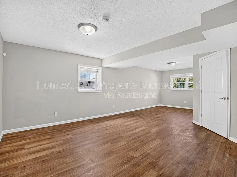 10608 Canter Way — Photo 20