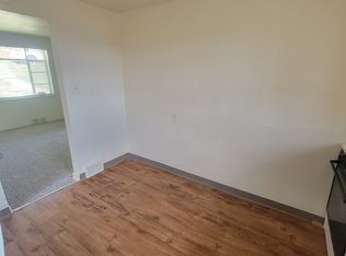 725 Darlington Rd, Carnegie, PA 15106