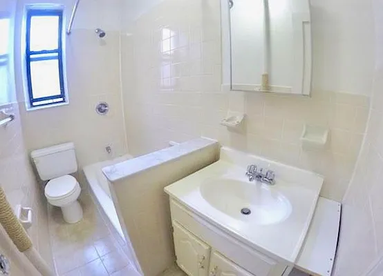 Rented by FS Marino Realty Inc | media 6