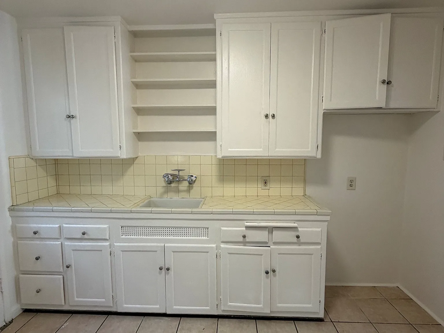 1 bed, $1,985 — Photo 4
