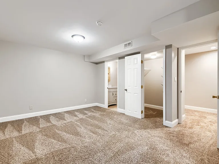 3907 Paseo Del Prado — Photo 21