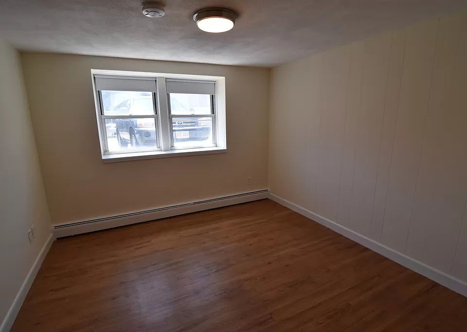 2nd image of 180 N Beacon St APT 1A