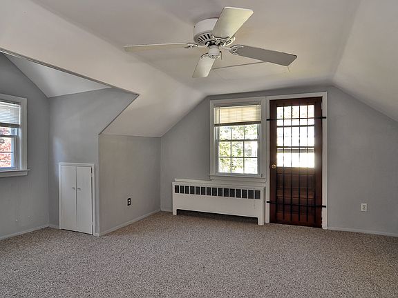 5th image of 32 Grant Pl