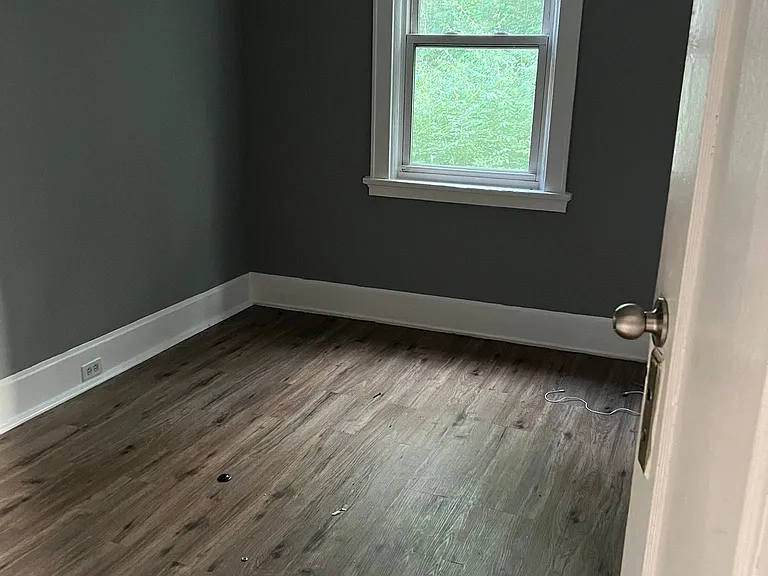 1909 Fairmount Ave — Photo 16