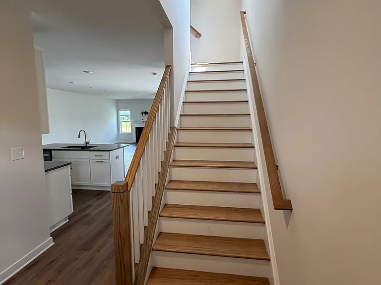 739 Hunsberger Rd — Photo 17