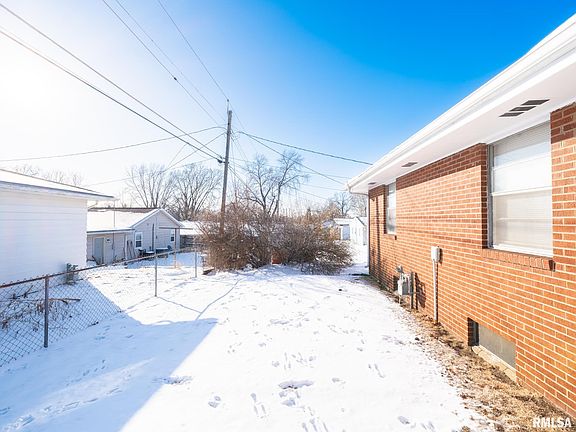 5th image of 1113 N 15th St