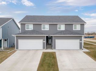 4157 Omaha Ave, Waterloo, IA 50702