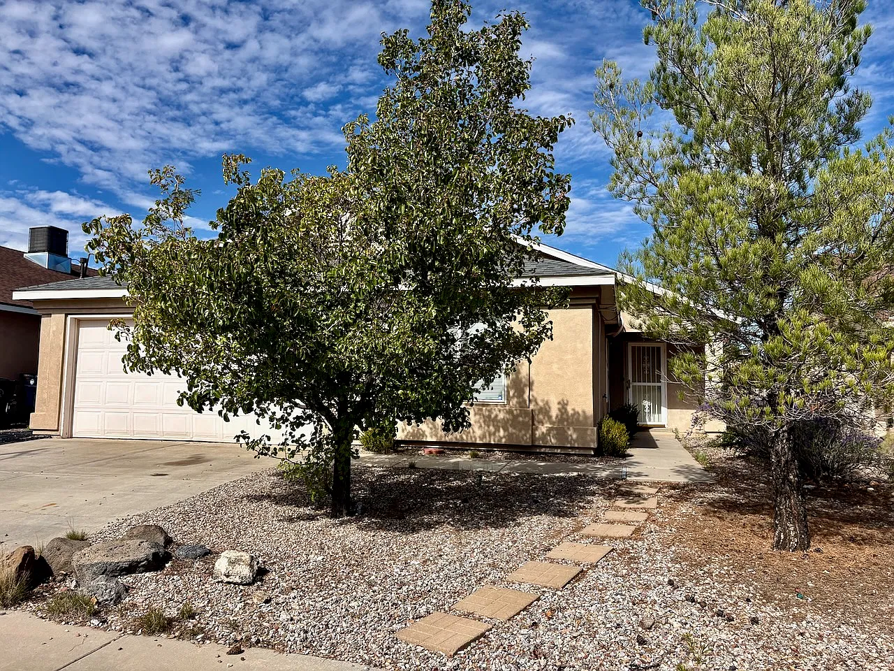 5815 Burgos NW - 1 — Photo 1