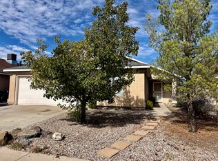 5815 Burgos Ave NW, Albuquerque, NM 87114