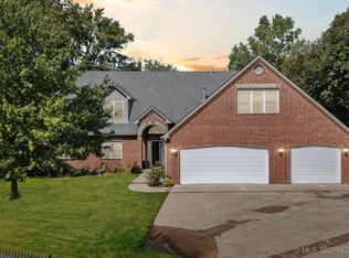 13606 S 261st East Ave, Coweta, OK 74429