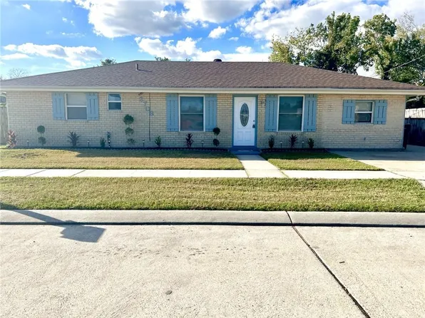 2708 Bartolo St, Meraux, LA 70075