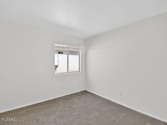 4th image of 684 W Echo Mesa Dr