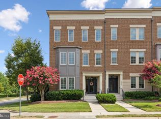 42260 Rhett Dr, Ashburn, VA 20148