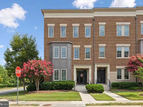 42260 Rhett Dr, Ashburn, VA 20148