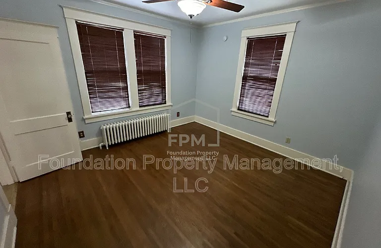 954 Sheridan St — Photo 11