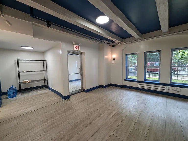 5425 N Kenmore Ave #105 — Photo 15