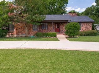 3808 Trail Lake Dr, Fort Worth, TX 76109
