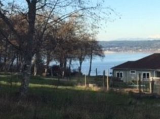 2354 Deer Brush Rd, Greenbank, WA 98253