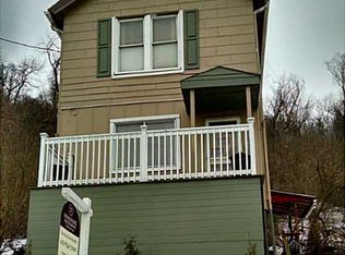 616 Center Ave, Wall, PA
