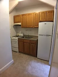 Rented by Roberto Guilbet, LREB