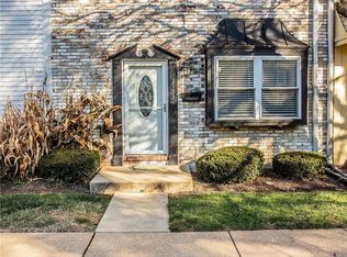 2553 Grayland Walk, Saint Louis, MO 63129