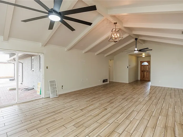 6702 Sahara Dr — Photo 12