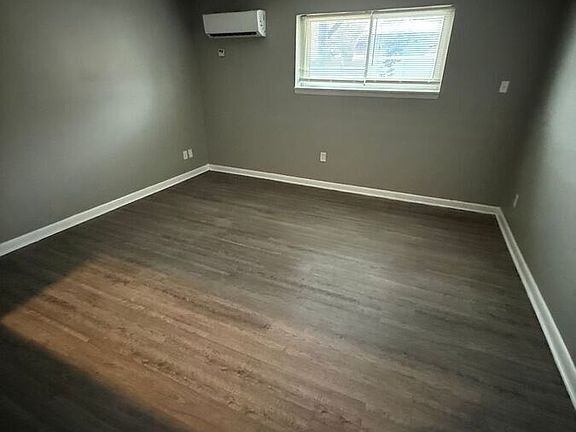 5th image of 2082 Fairmont Ct #2