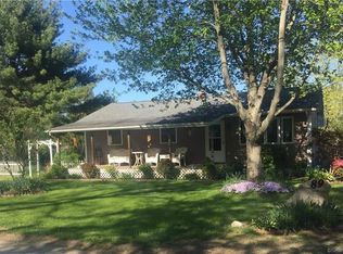 89 Edmond Rd, Griswold, CT 06351