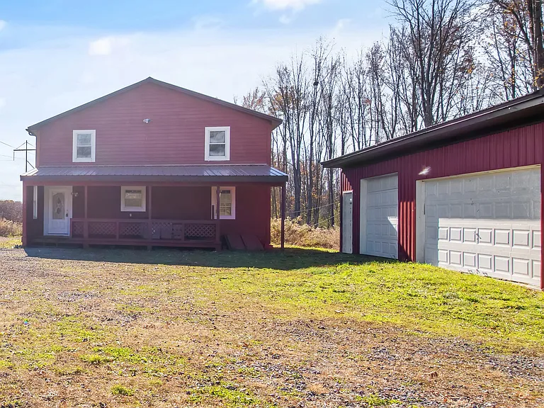 6961 Collamer Rd — Photo 32