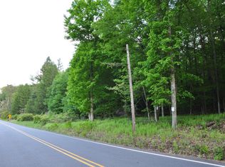 Lake Catalpa Rd, Dallas, PA 18612