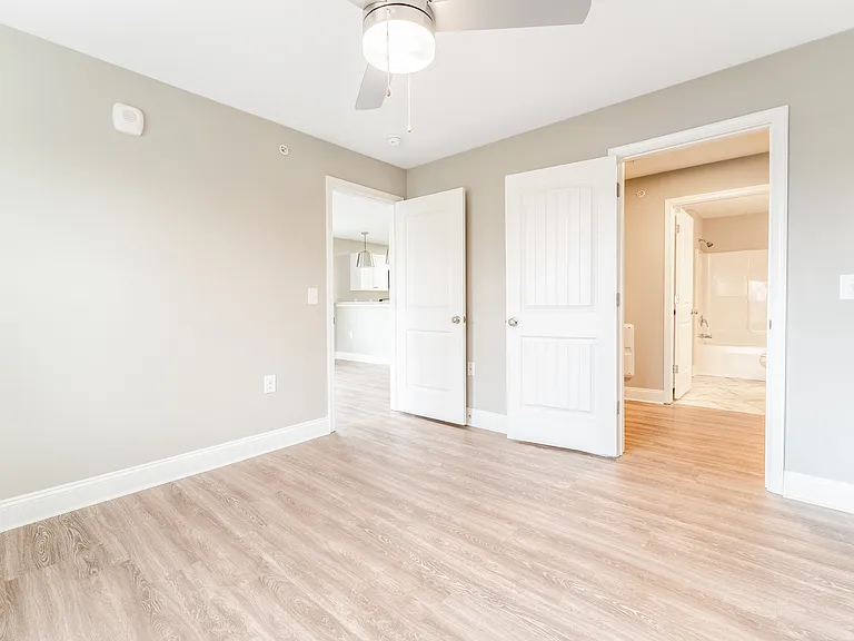 Stella's Place Apartments — Photo 12