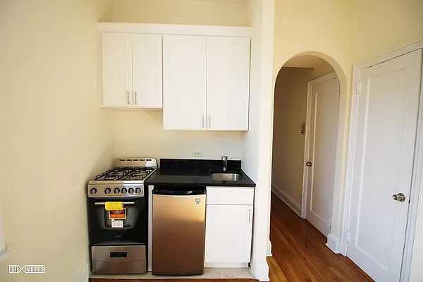 Rented by Citi Habitats | media 8