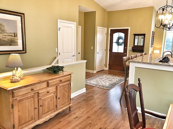 4th image of 5978 Red Lion Ct NE