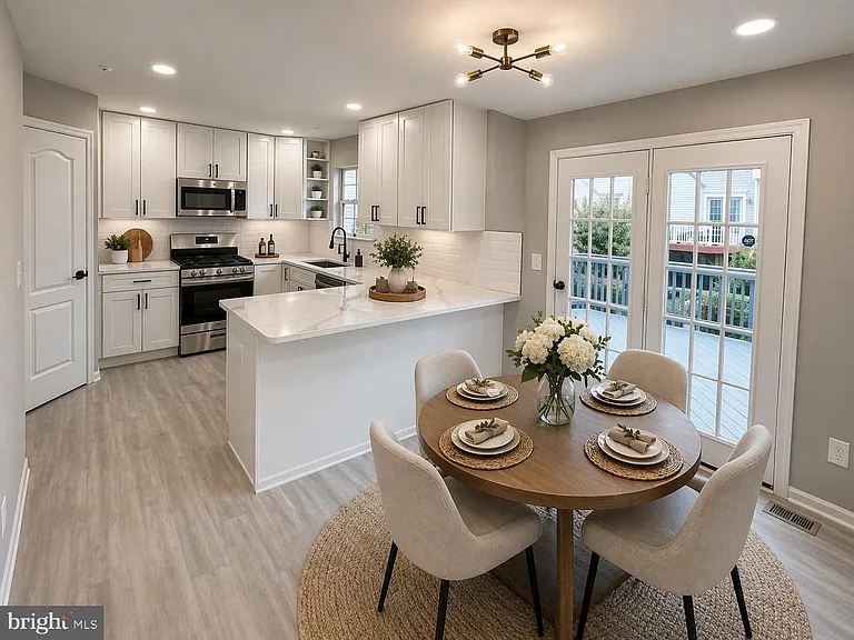 9016 Lake Largo Dr — Photo 4