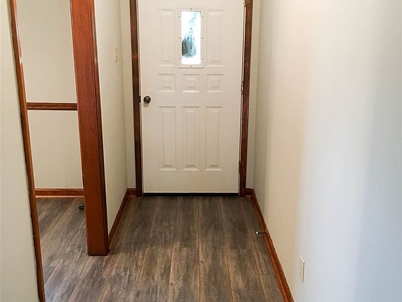 4th image of 431 Chickasaw Cir