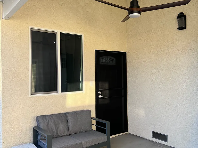 Sunfield Ave — Photo 10