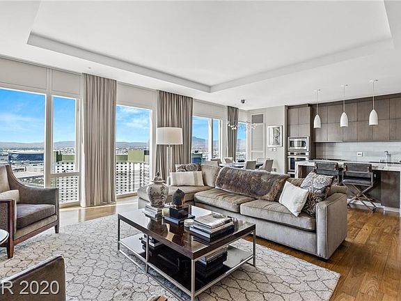 3rd image of 3750 Las Vegas Blvd S