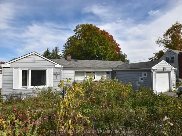 726 Fairbairn St, Peterborough, ON K9H 6B6